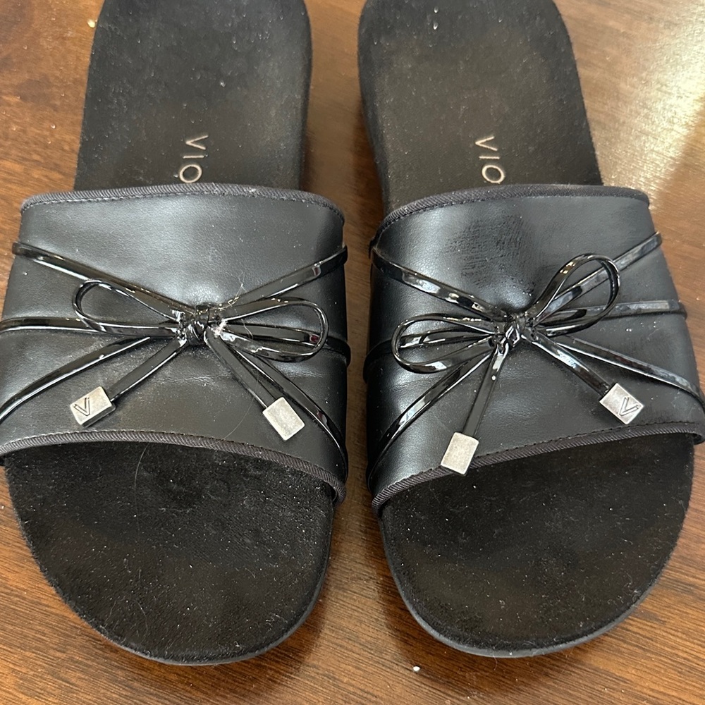 Vionic Black Slide Sandals with Bow Accent - Picture 2 of 6